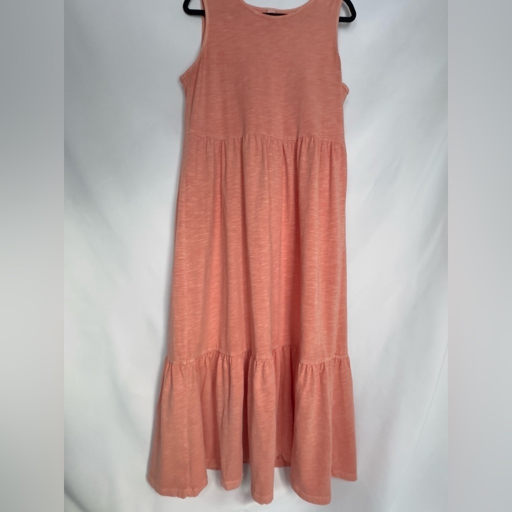 Old Navy Sleeveless, Tiered Maxi Dress in Guava Color size Large LIKE NEW! - Picture 3 of 10
